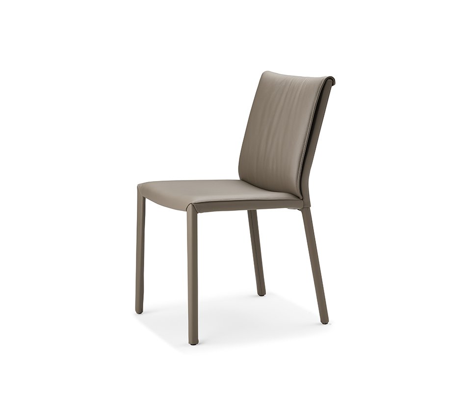 Italia Couture | Chaise design en cuir matelassé – Cattelan Italia