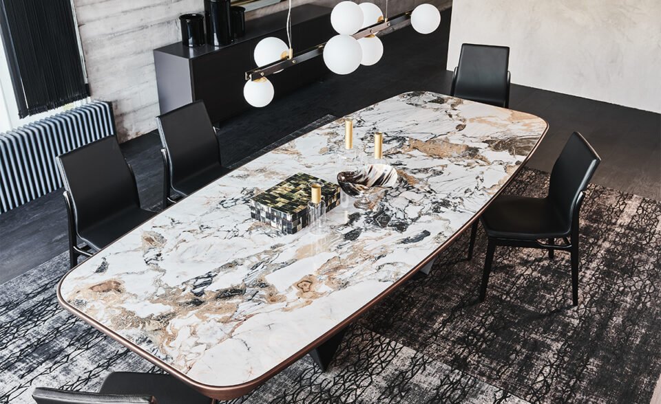 Skorpio Keramik Premium de Cattelan Italia marie acier sculptural et céramique raffinée pour une table au design italien d’exception. Disponible chez D-Style Interior.