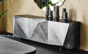 Buffet design haut de gamme Kayak par Cattelan Italia, design sculptural avec finitions brossées Bronze ou Gris, disponible chez D-Style Interior