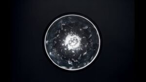 ACQUA SOSPENSIONE en verre de Murano transparent et métal bronze avec éclairage LED intégré, design Reflex Angelo, disponible chez D-Style Interior