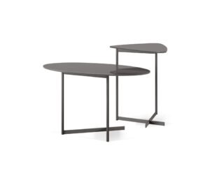 Table basse design haut de gamme Pat par Cattelan Italia, plateau verre et base acier, formes ovale et triangulaire, disponible chez D-Style Interior.