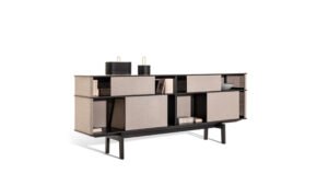 Lloyd Tex Cabinet haut Poltrona Frau : Buffet design haut de gamme avec panneaux Techno-fabric coulissants. Design Jean-Marie Massaud. D-Style Interior.