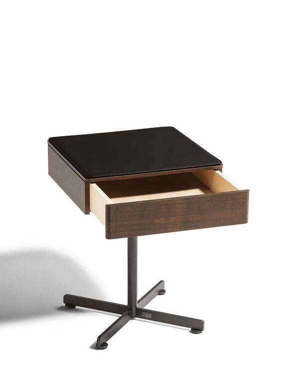 Bob | Table basse avec tiroirs design haut de gamme – Poltrona Frau