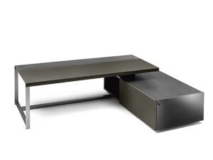 Jobs | Bureau design haut de gamme Poltrona Frau par Rodolfo Dordoni, design italien haut de gamme en cuir Pelle Frau® et bois de rouvre, disponible chez D-Style Interior