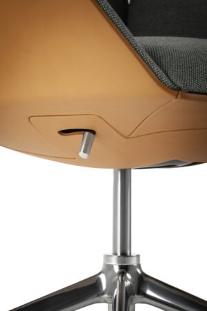 fauteuil-de-bureau-design-haut-de-gamme-cercle-poltrona-frau 5