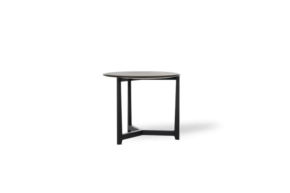 Stilt Table | table design haut de gamme – Amura Lab