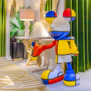 Mickey Welcome Art Collection Large, sculpture design haut de gamme Leblon Delienne, création contemporaine inspirée de Piet Mondrian. Disponible chez D-Style Interior.