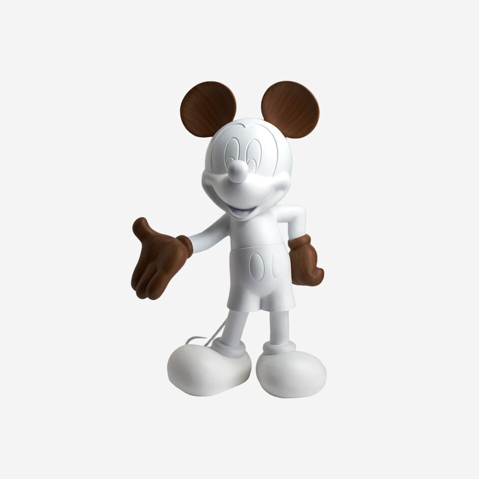 Mickey Welcome Wood Medium Sculpture design – Leblon Delienne