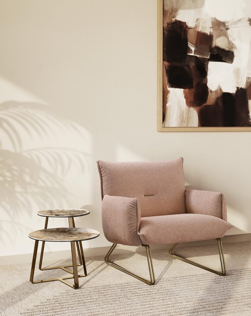 MARGOT fauteuil de Gamma Arredamenti, design moderne en cuir avec base tubulaire et détail décoratif raffiné. Disponible chez D-Style Interior.