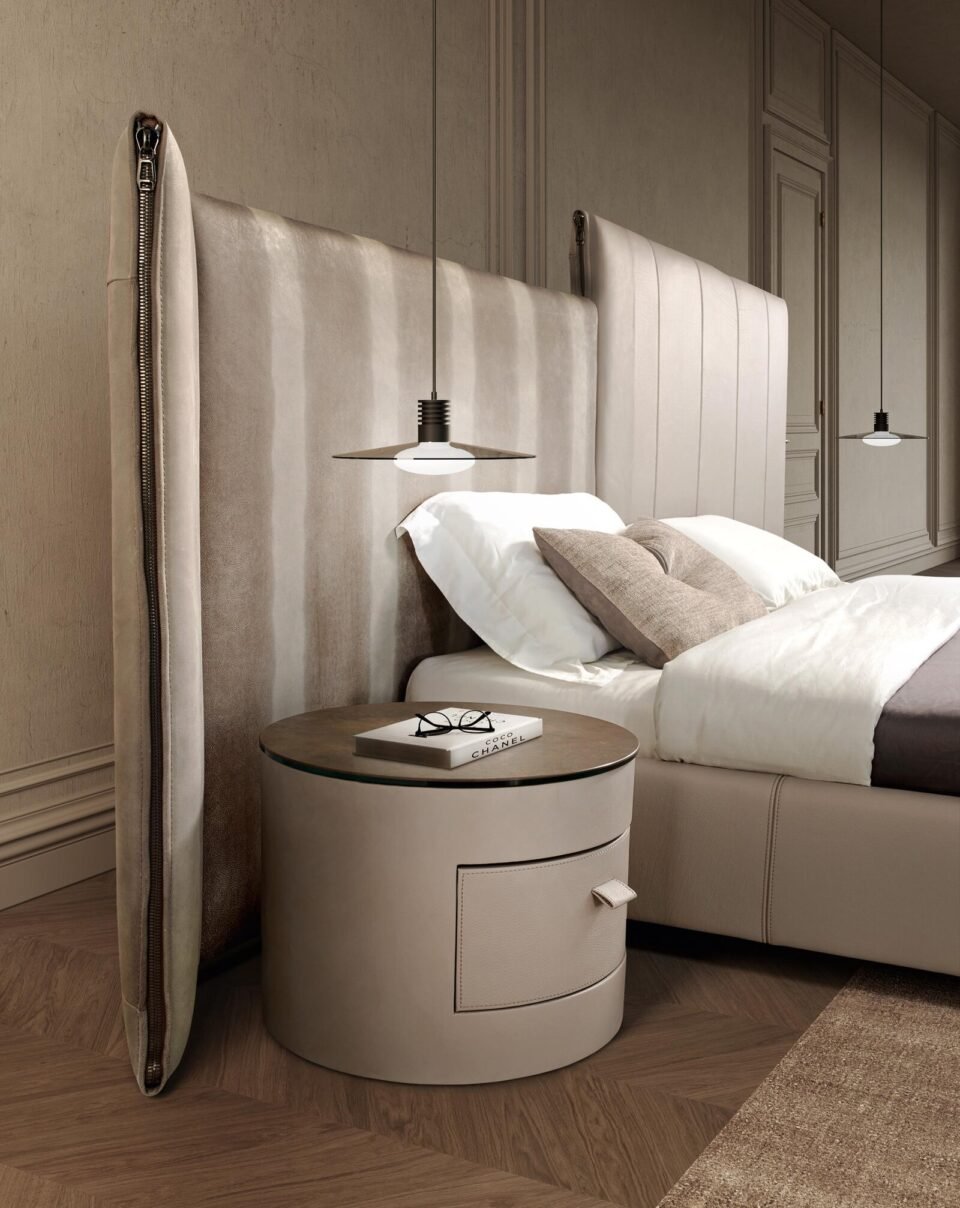NOX table de chevet de Gamma Arredamenti, design moderne en cuir personnalisable avec plateau en verre, céramique ou marbre. Disponible chez D-Style Interior.